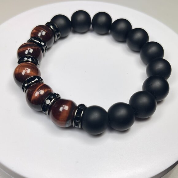 Men's Matt Onyx and Tigers Eye Stretch Beaded Bracelet - Picture 2 of 9